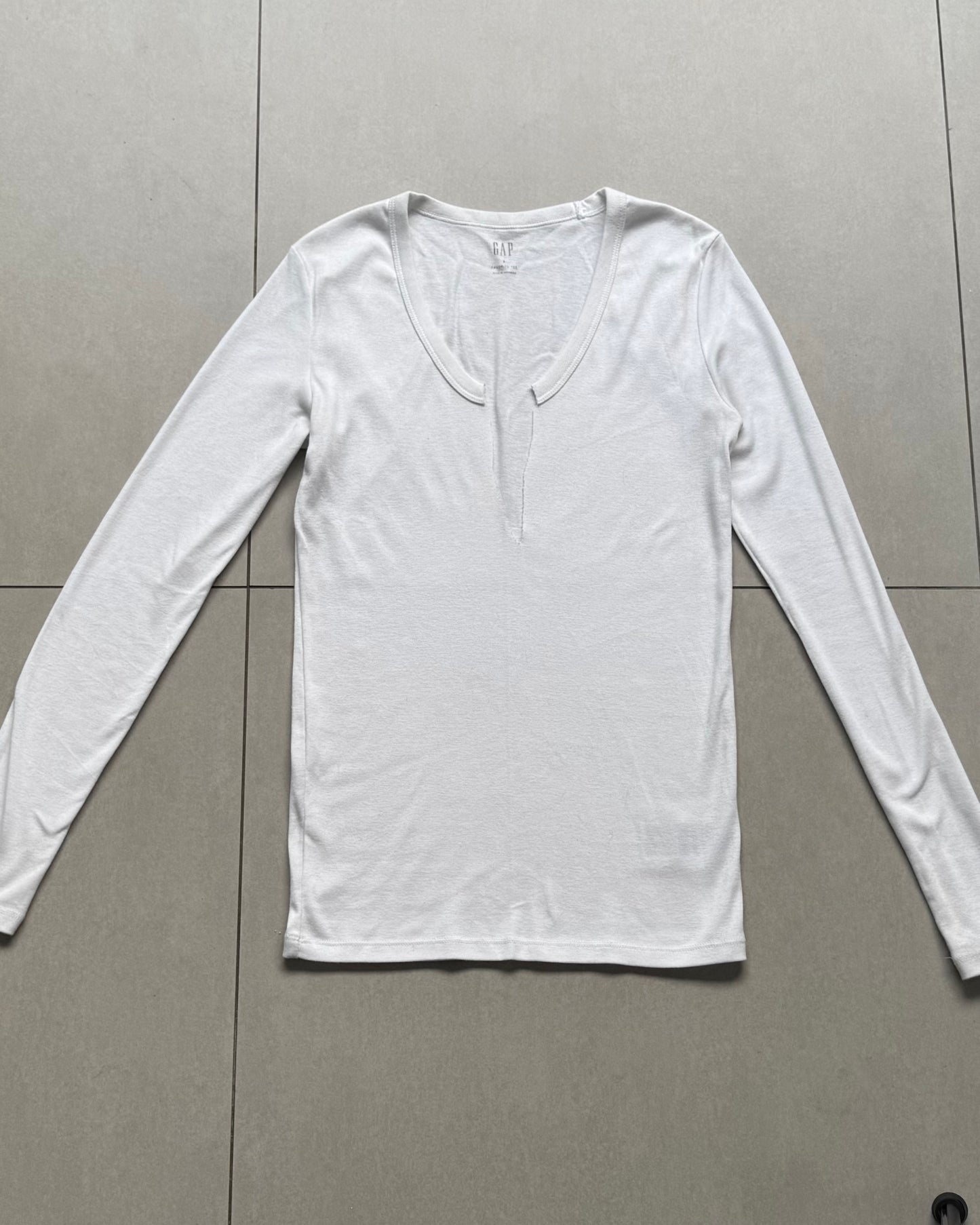 Blusa GAP Recorte