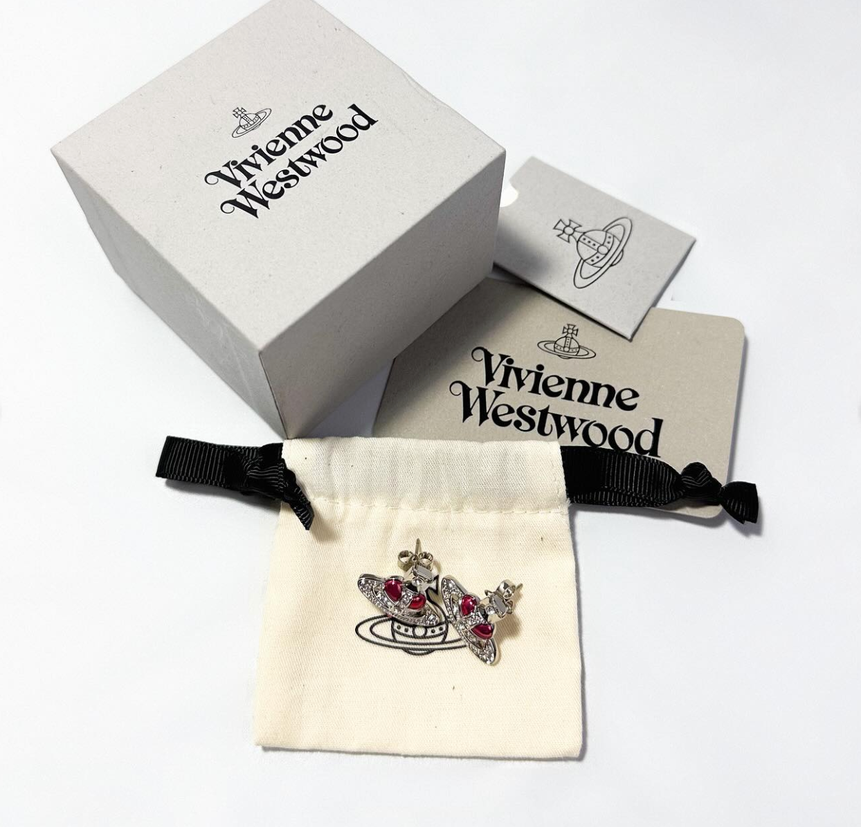 Brinco Vivienne Westwood Hearts